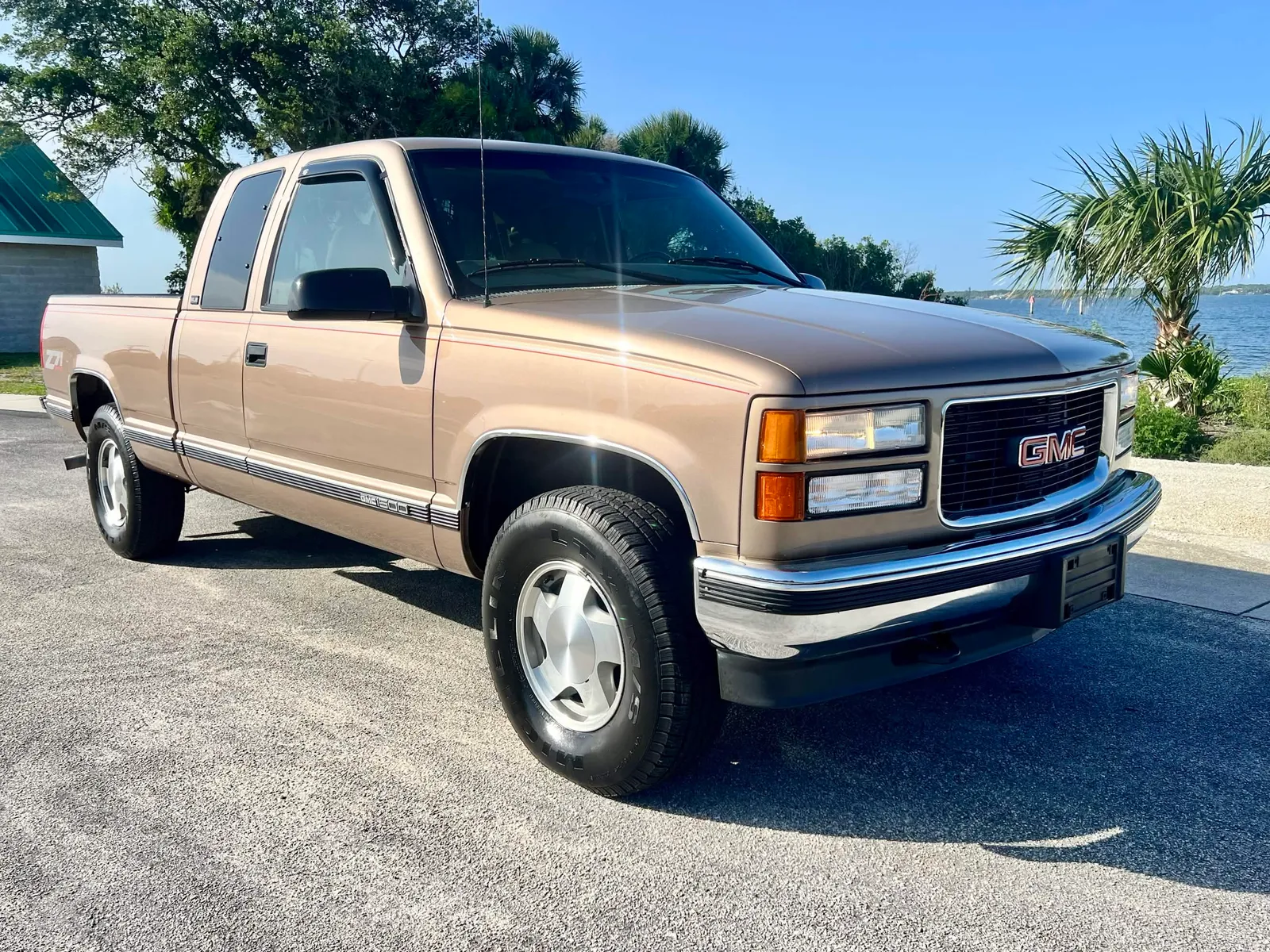1997 GMC K1500 Light Autumn Wood Z71 4x4, photo 4