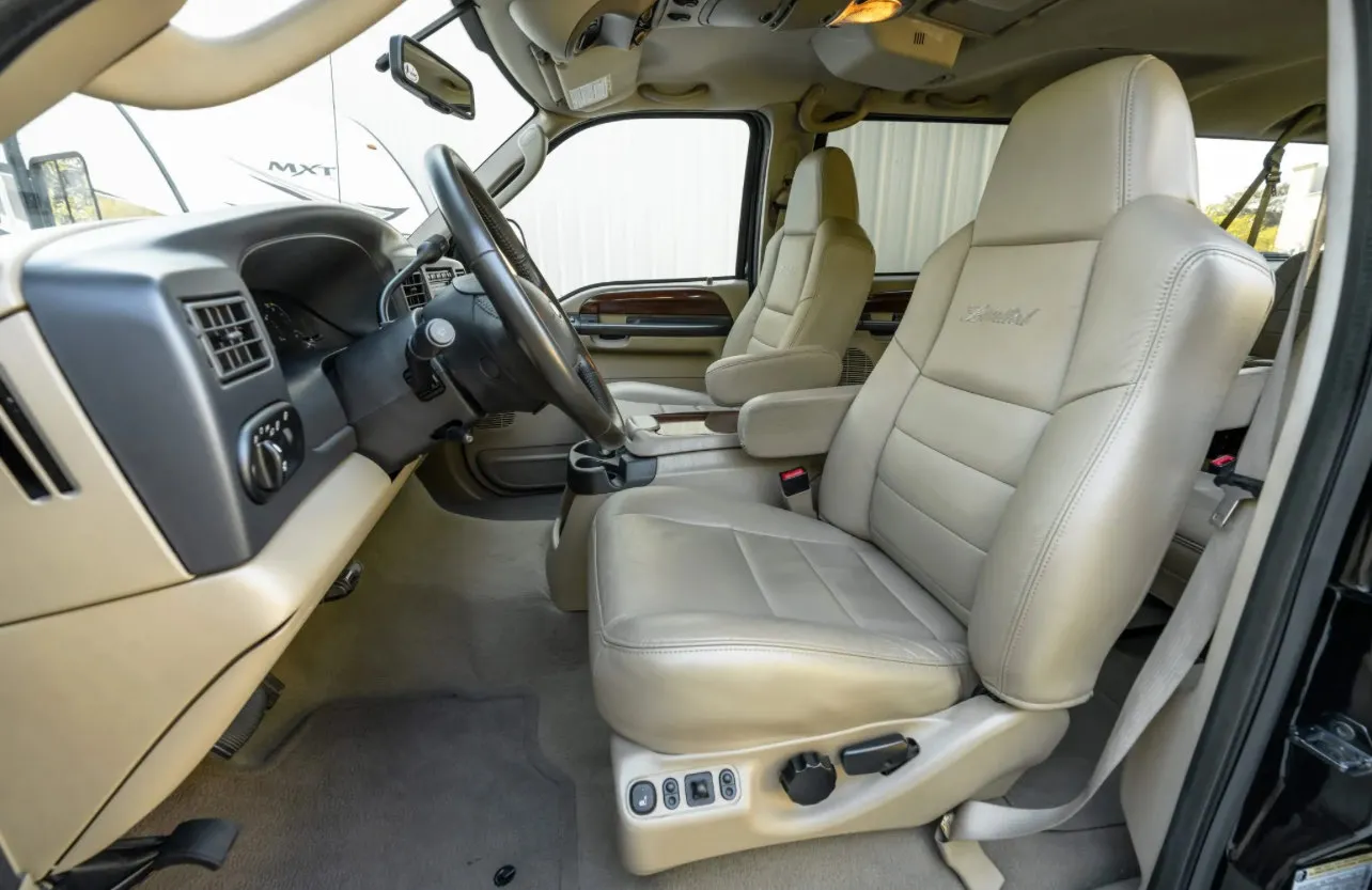 2005 Ford Excursion Limited, photo 5