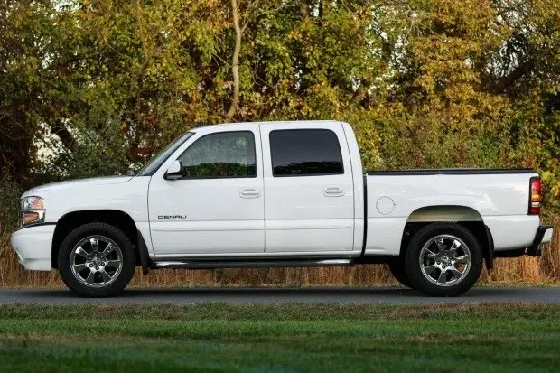2006 GMC Sierra 1500 Denali Summit White AWD, photo 3
